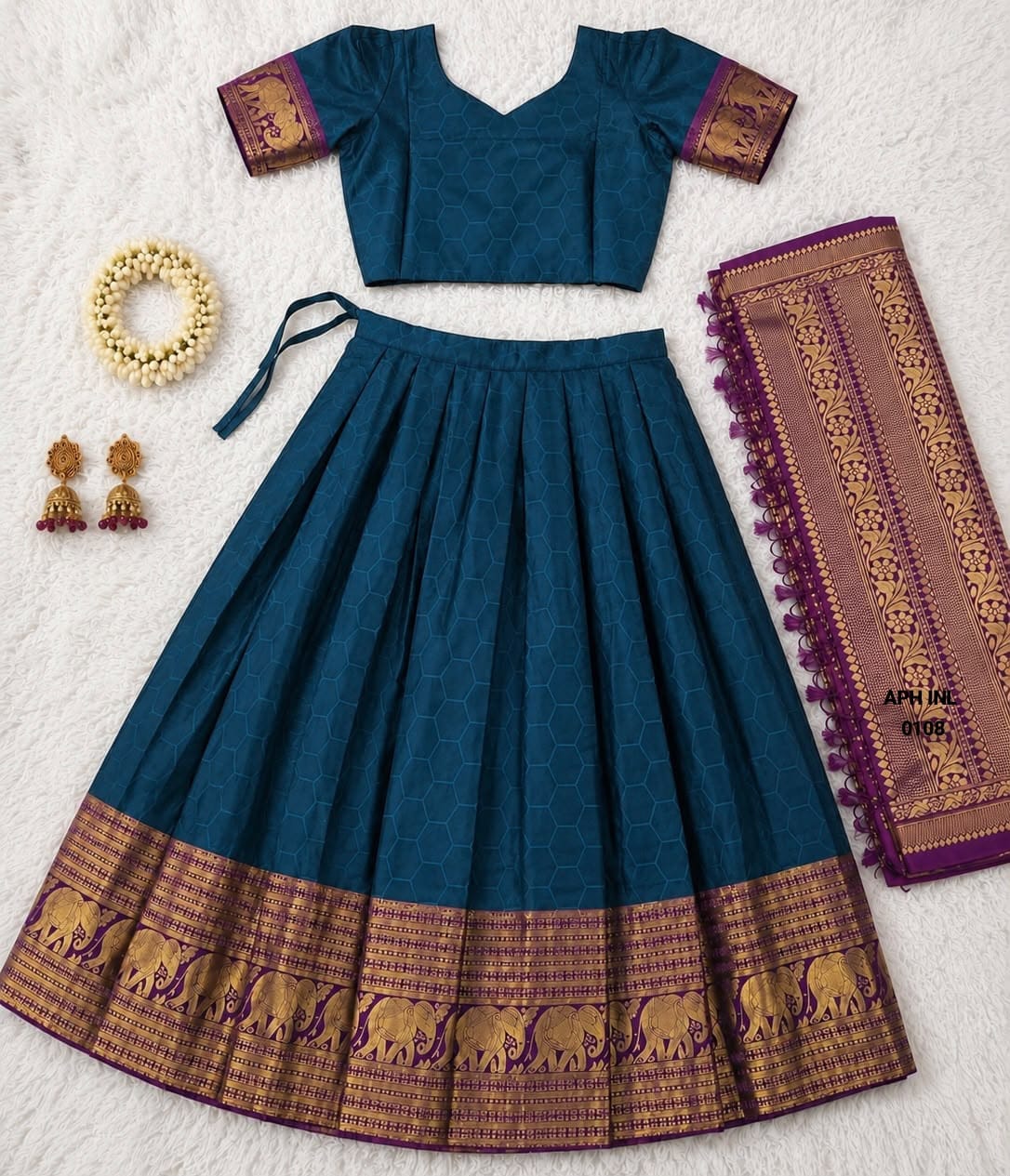 Heavy Lichi Silk Zari Border Lehenga